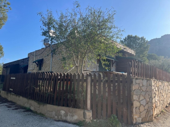 3 Bedroom Finca in Gea Y Truyols, Murcia