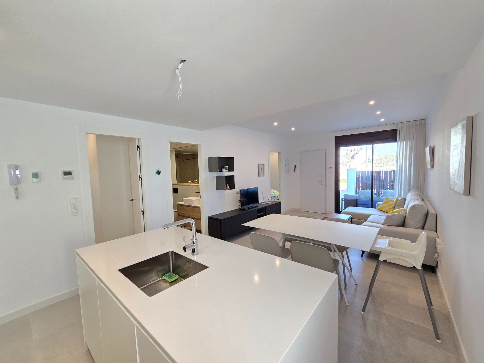 2 Bedroom Apartment / Flat * in Pilar de la Horadada *, Alicante *