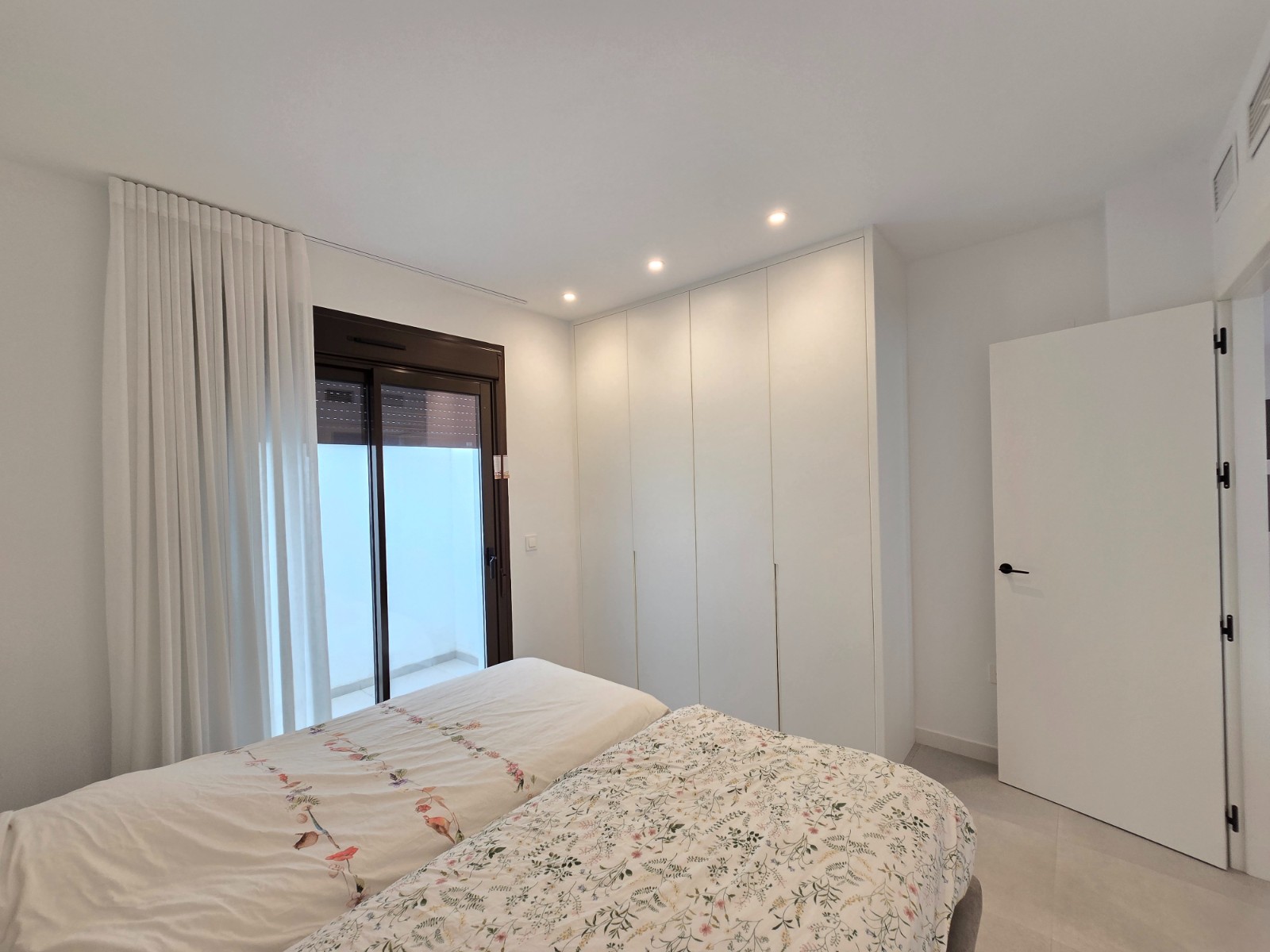 2 Bedroom Apartment / Flat * in Pilar de la Horadada *, Alicante *