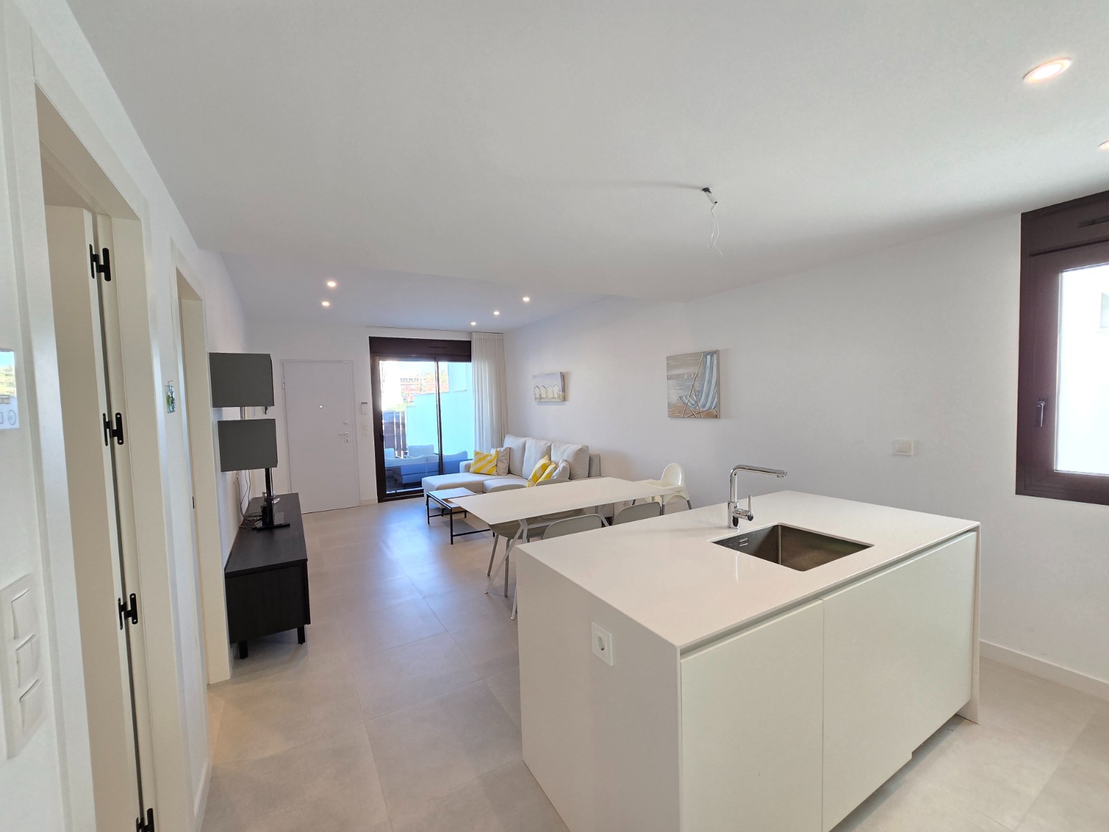 2 Bedroom Apartment / Flat * in Pilar de la Horadada *, Alicante *