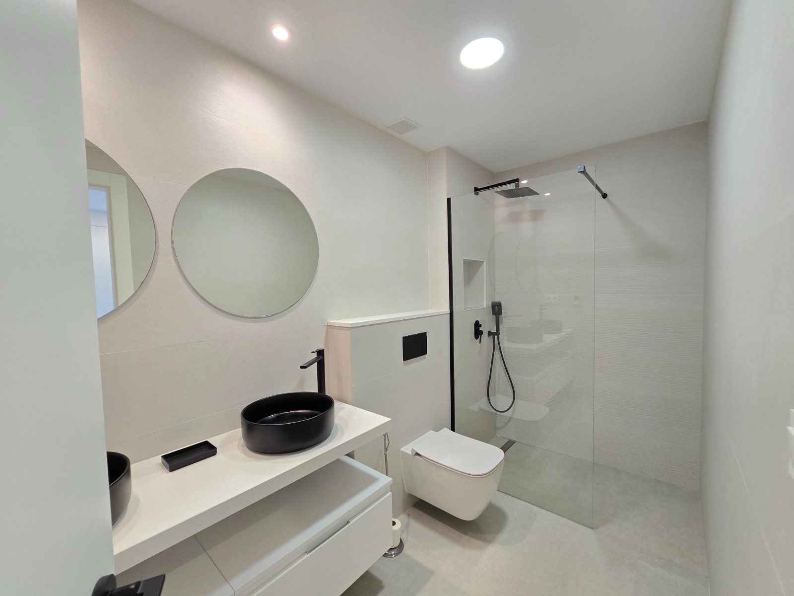 2 Bedroom Apartment / Flat * in Pilar de la Horadada *, Alicante *