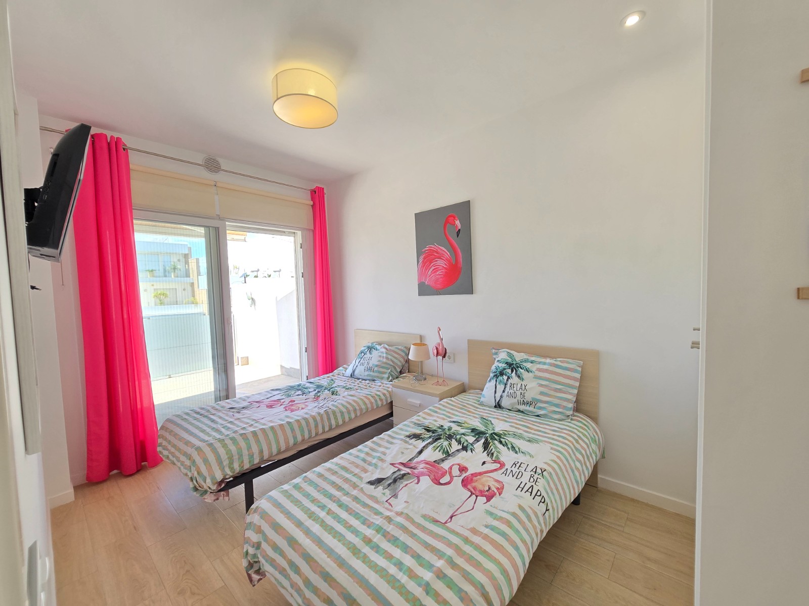 3 Bedroom Villa * in Pilar de la Horadada *, Alicante *