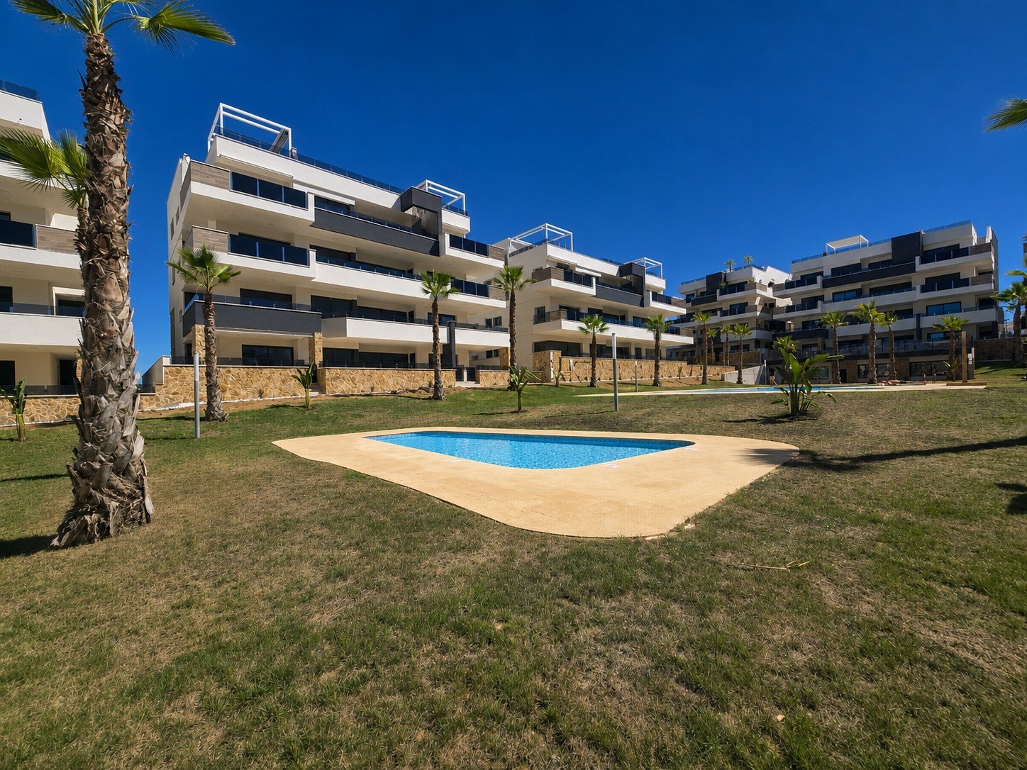 2 Bedroom Apartment / Flat * in Orihuela Costa *, Alicante *