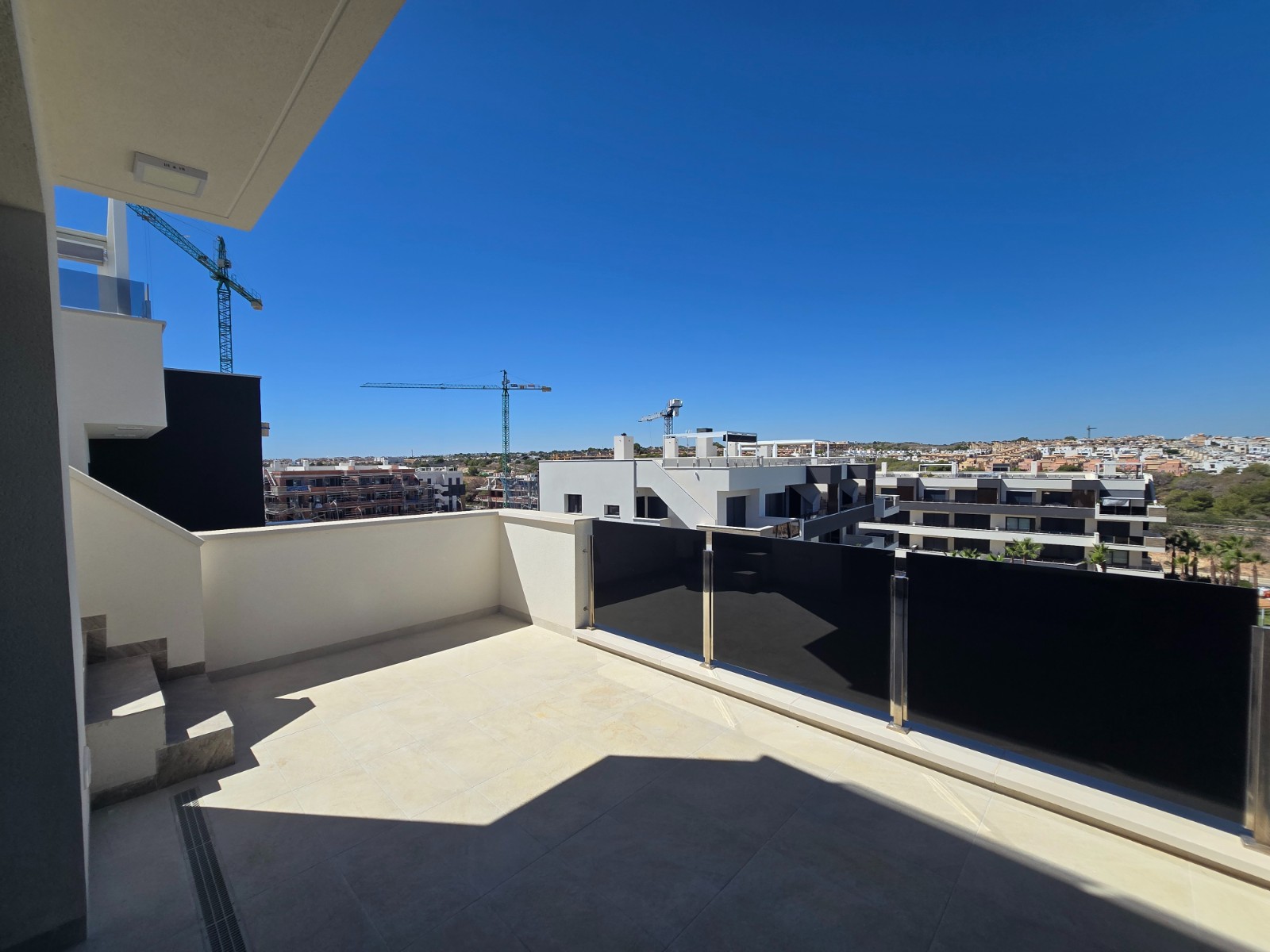 2 Bedroom Apartment / Flat * in Orihuela Costa *, Alicante *