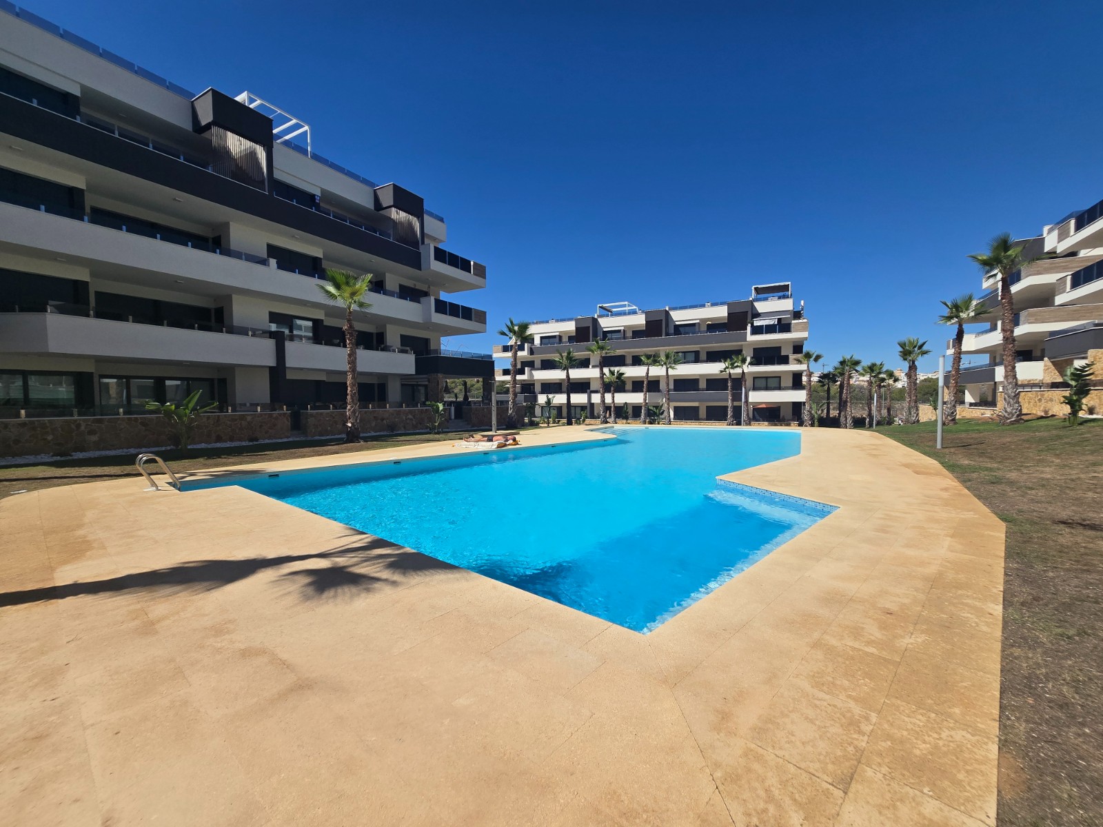 2 Bedroom Apartment / Flat * in Orihuela Costa *, Alicante *