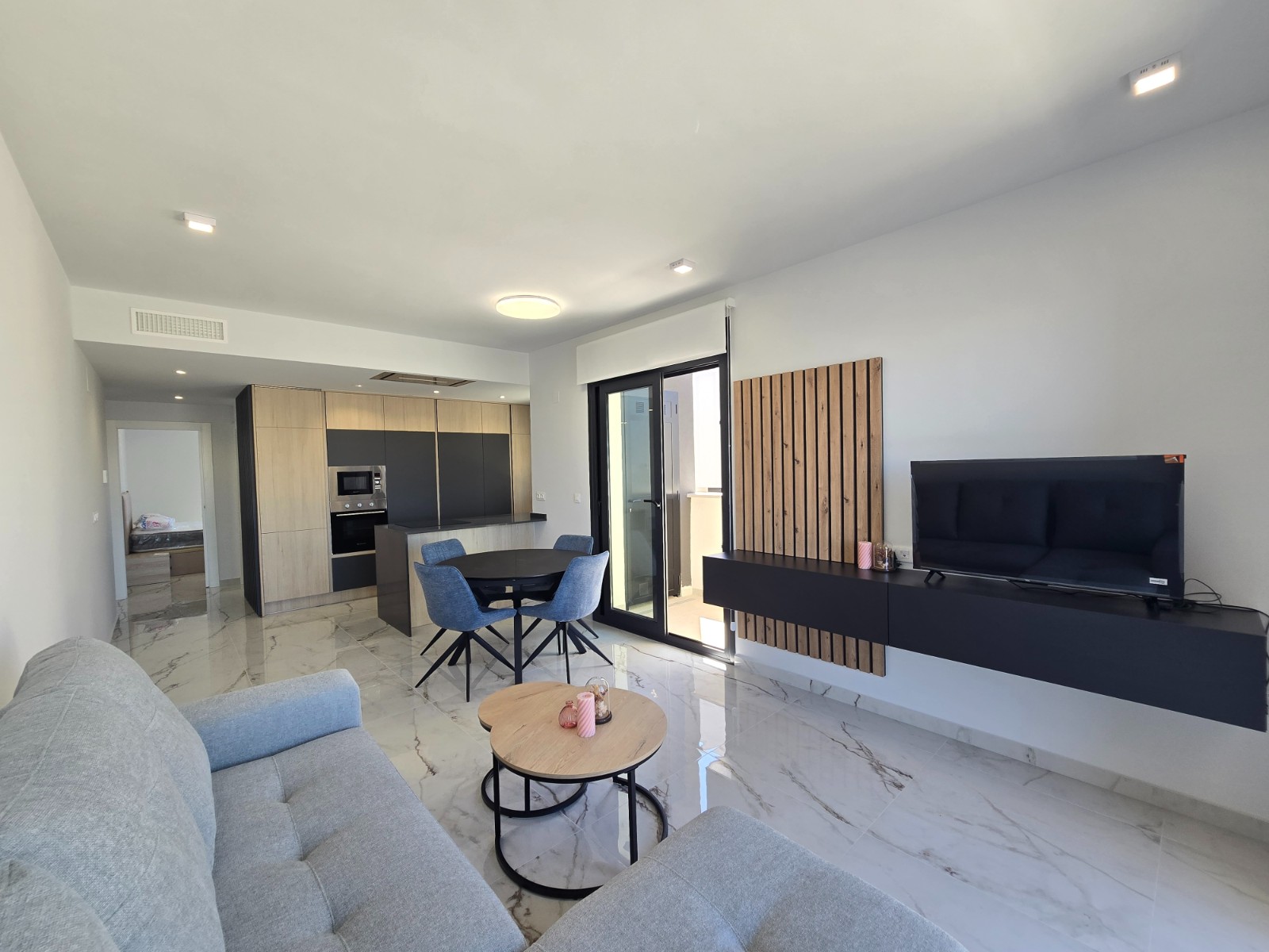 2 Bedroom Apartment / Flat * in Orihuela Costa *, Alicante *
