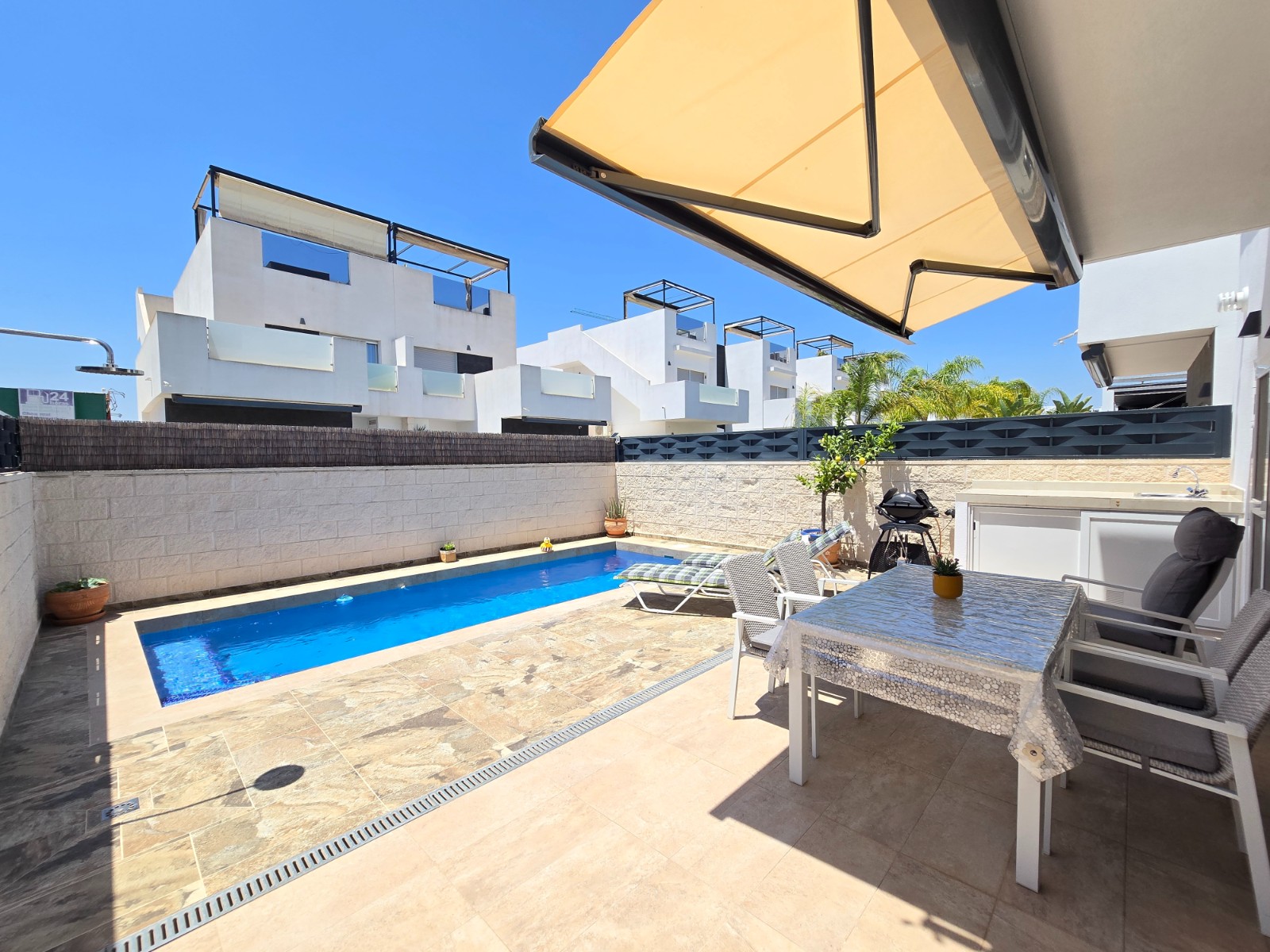 3 Bedroom Villa * in Ciudad Quesada *, Alicante *