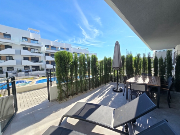 2 Bedroom Apartment / Flat * in Orihuela Costa *, Alicante *