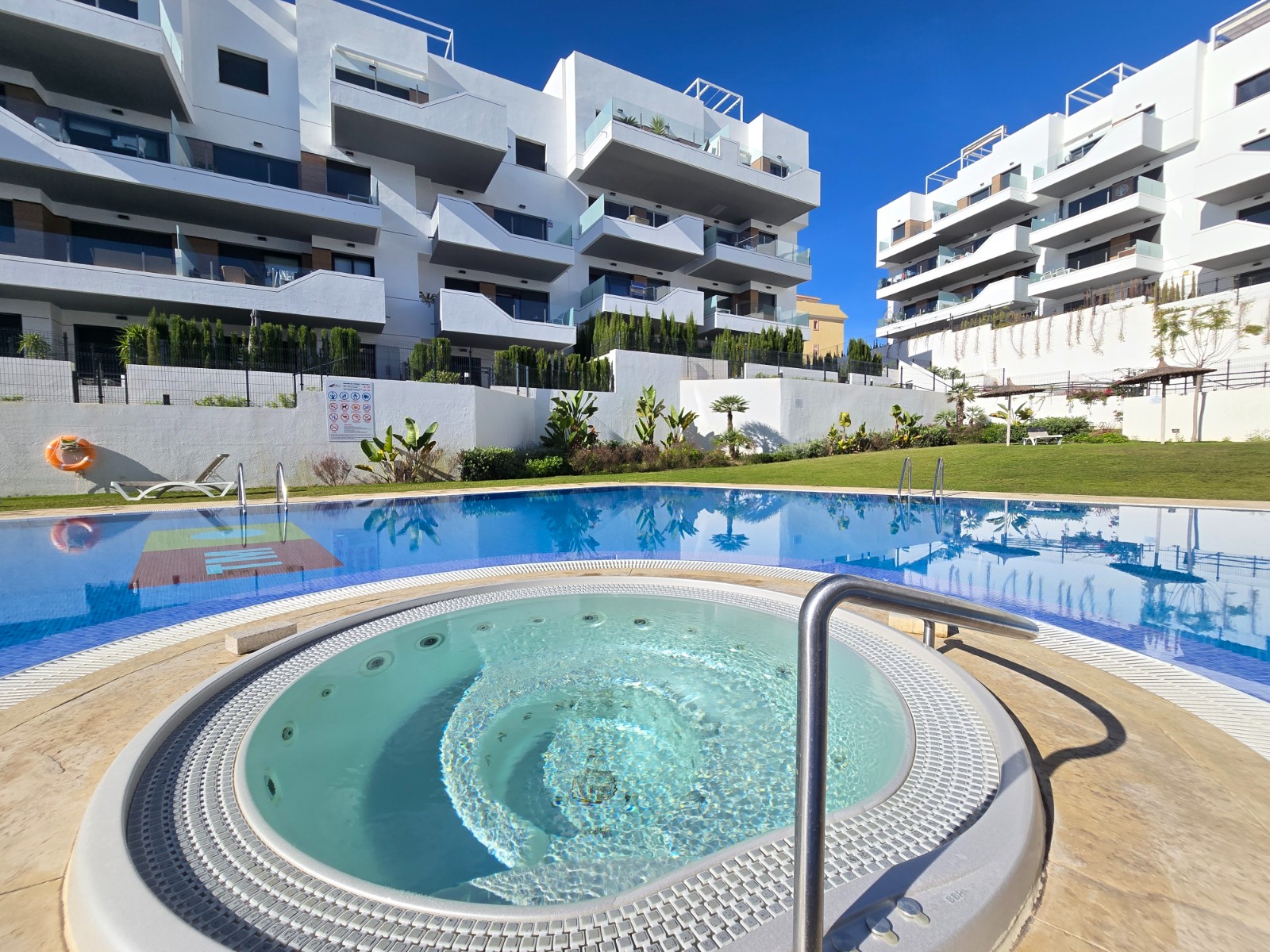 2 Bedroom Apartment / Flat * in Orihuela Costa *, Alicante *